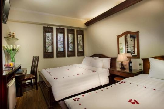 Viet Hotel & Travel Hanoi Exteriör bild